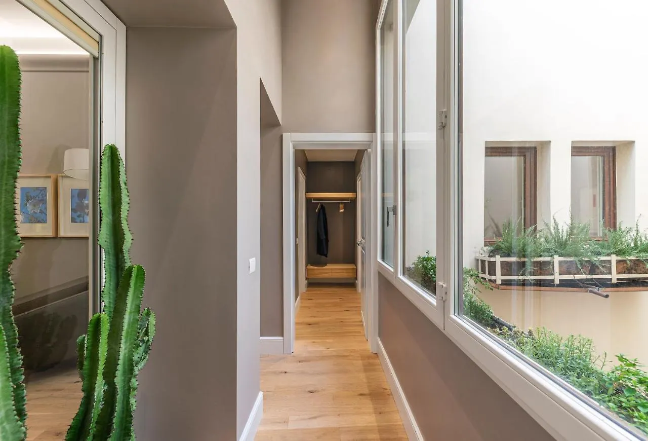 Konukevi Bsj15-Borgo San Jacopo Room Floransa İtalya